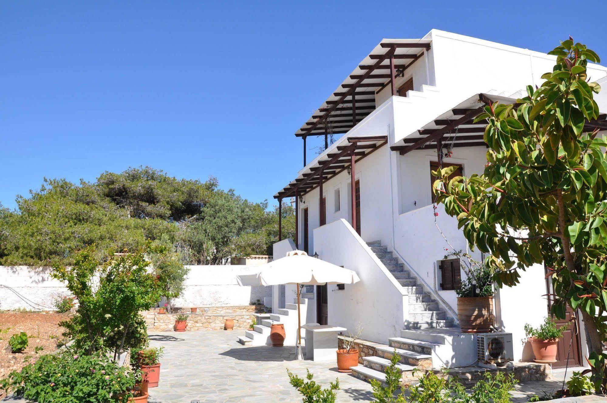 Michalis Apartments Near The Beaches With Sea View Páros Exterior foto